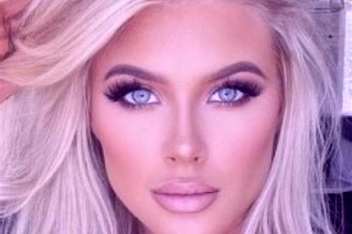 Iris, 20, a platinum blonde grey-eyed caribbean companion based in Rotabile. Offering Girlfriend Experience, GFE, CIM, Duos. Available for incall and outcall...