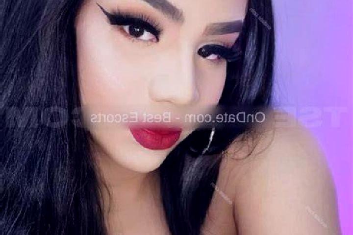 Iris, 27 — Escort in Town Row, United Kingdom