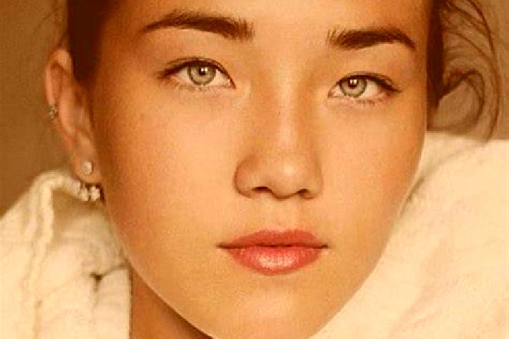 Isabella, 34, a auburn blue-eyed asian companion based in Newfield Hamlet. Offering BDSM, OWO, CIM. Available for incall and outcall, day and evening dates.