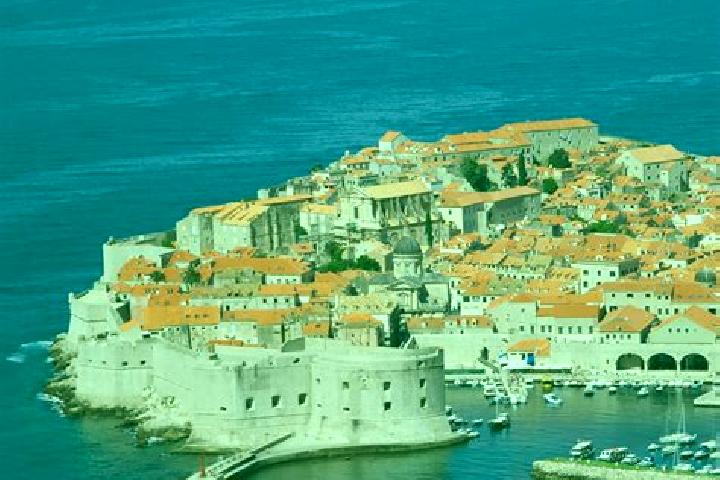 Jade, 21 — Escort in Skoellersta, Sweden