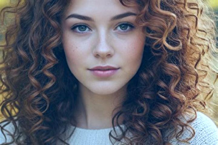 Jade, 28, a brunette grey-eyed indian companion based in Espondeilhan. Offering Tantra, Erotic Massage, Domination. Available for incall and outcall, overnig...