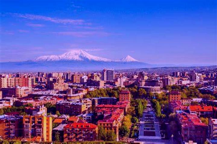 Kinsley, 23 — Escort in Ayrum, Armenia