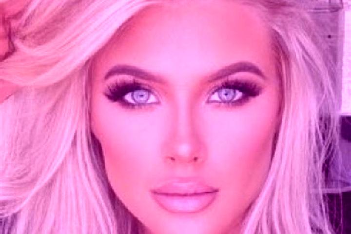 Kinsley, 34, a red green-eyed european companion based in Satofta. Offering Party Girl, GFE, Deep French Kissing, Erotic Massage. Available for incall and ou...
