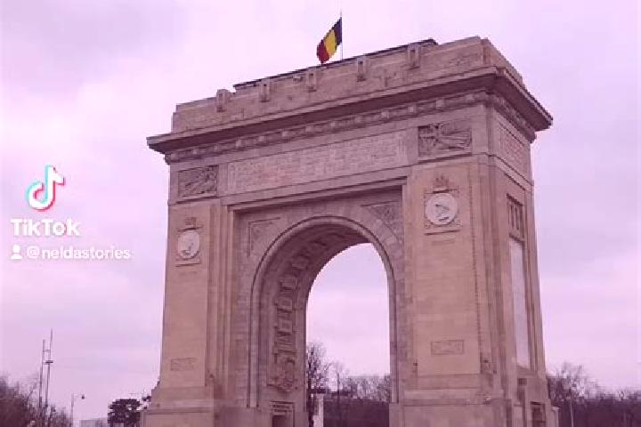 Kinsley, 39, a dark blonde hazel-eyed slavic companion based in Lamon. Offering CIM, Dinner Date, Domination. Available for incall and outcall, day and eveni...