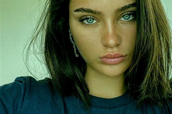 Layla, 27, a brunette blue-eyed mediterranean companion based in Albany. Offering Tantra, Striptease, Overnight. Available for incall and outcall, overnight ...