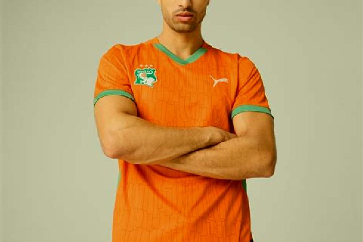 Layla, 28 — Escort in Marans, France