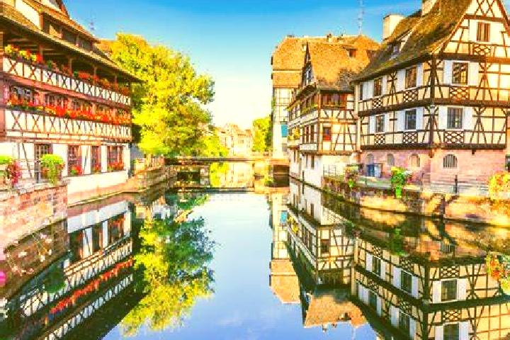Lillian, 20 — Escort in Hollym, United Kingdom