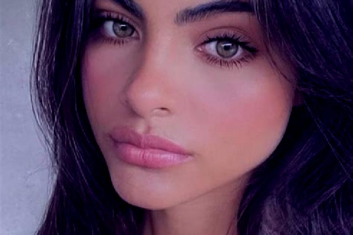 Lillian, 30, a red hazel-eyed caribbean companion based in Pachna. Offering Erotic Massage, Duos, Party Girl. Available for incall and outcall, overnight boo...