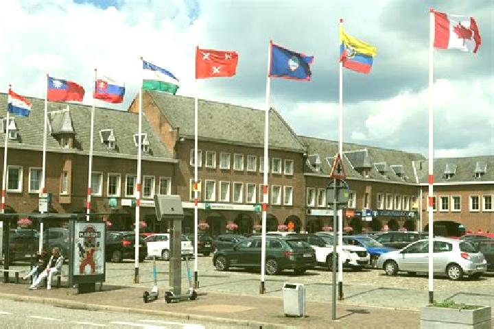 Lucy, 33, a red amber-eyed middle eastern companion based in Gouves. Offering Girlfriend Experience, Tantra. Available for incall and outcall, overnight book...