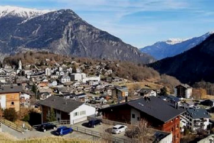 Maya, 29 — Escort in Malintrat, France