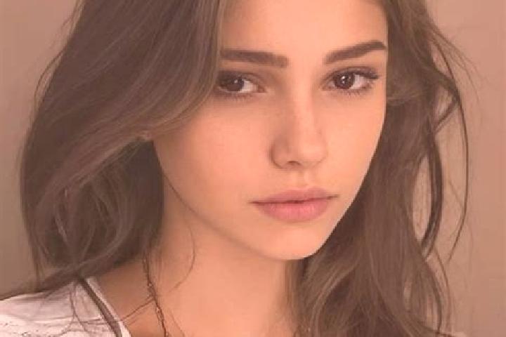 Maya, 39, a brunette dark-eyed caribbean companion based in Ciudad Mendoza. Offering OWO, Striptease, Girlfriend Experience, Deep French Kissing, BDSM. Avail...
