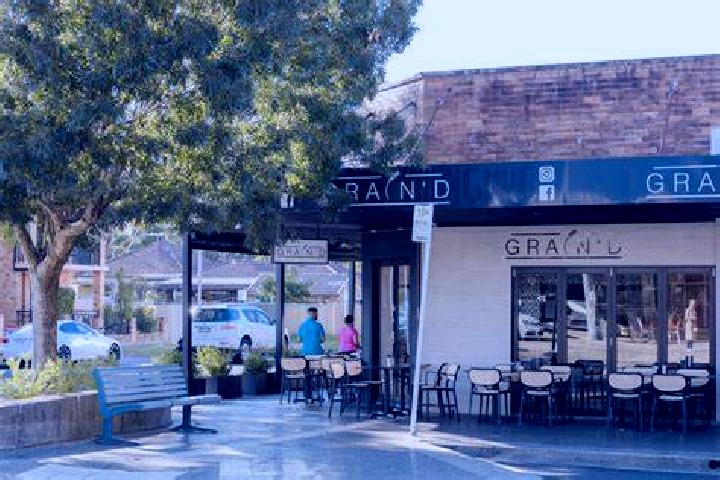 Mia, 37 — Escort in Langhirano, Italy