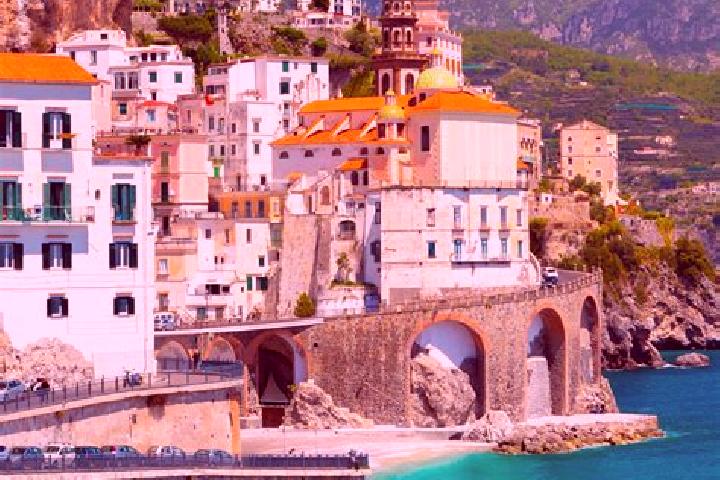 Mila, 26 — Escort in Pagouria, Greece