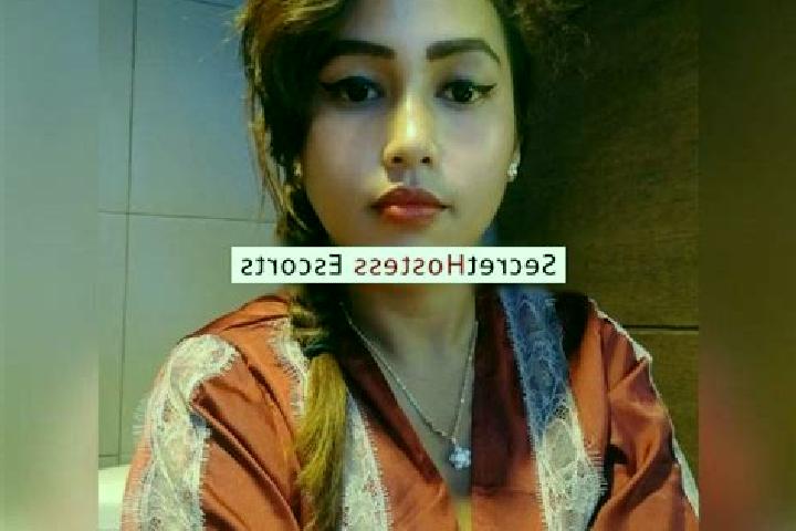 Naomi, 36 — Escort in Ct 0002, Canada