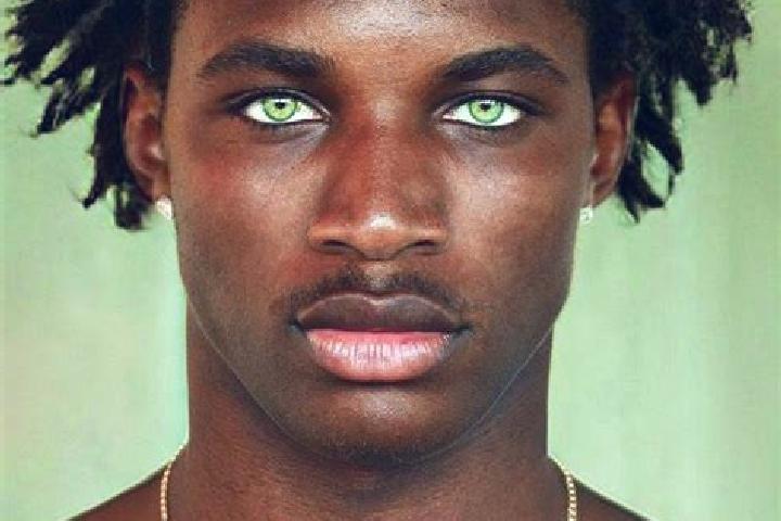 Natalie, 33, a auburn brown-eyed caucasian companion based in Ipe. Offering Travel Companion, Massage, OWO, Duos. Available for incall and outcall, day and e...