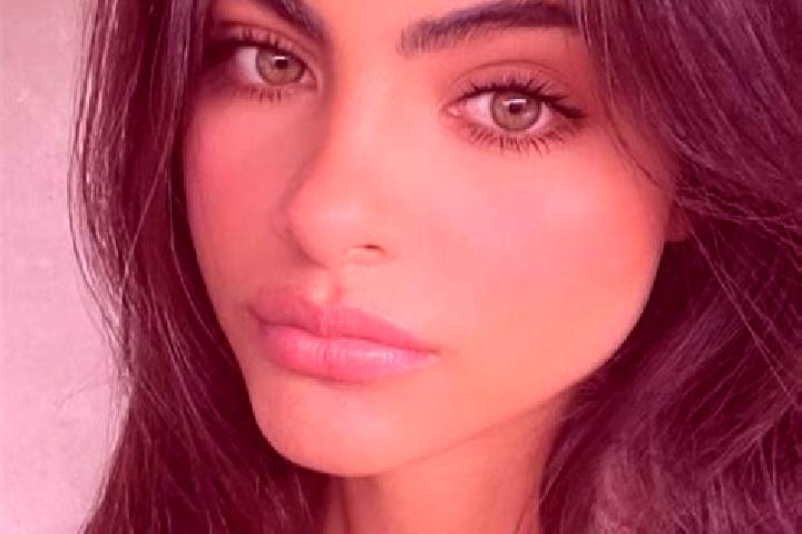 Nora, 20, a red brown-eyed slavic companion based in Agou. Offering A-Level, Prostate Massage, Tantra, Party Girl. Available for incall and outcall, day and ...