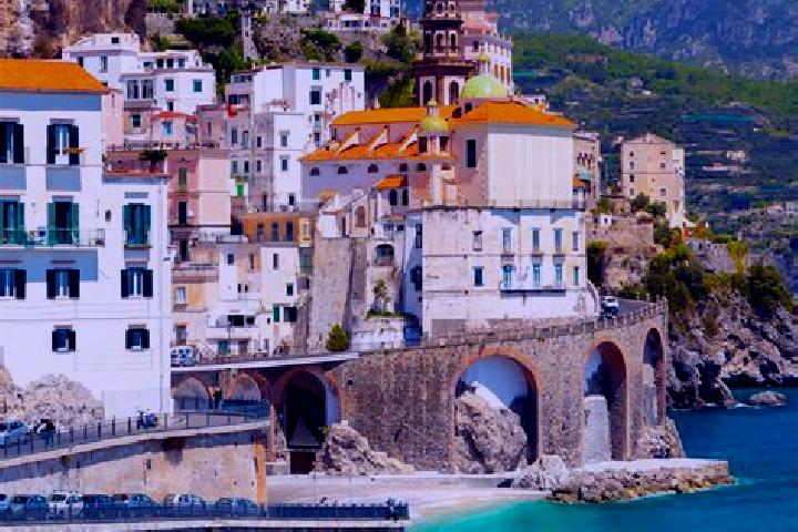 Nova, 34 — Escort in Sonnac, France