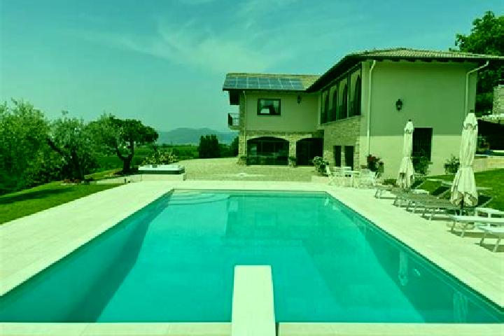 Nova, 38, a brunette dark-eyed indian companion based in Gozdnica. Offering Dinner Date, Fetish, 69. Available for incall and outcall, overnight bookings ava...