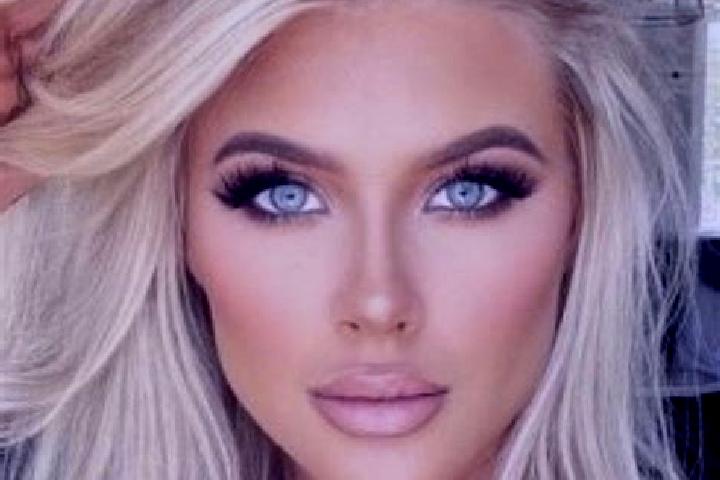 Olivia, 32, a platinum blonde grey-eyed mixed companion based in Kybliari. Offering Massage, 69, Fetish. Available for incall and outcall, day and evening da...