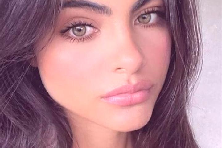 Olivia, 36, a brunette brown-eyed indian companion based in Chabons. Offering Girlfriend Experience, Overnight, Couples. Available for incall and outcall, da...
