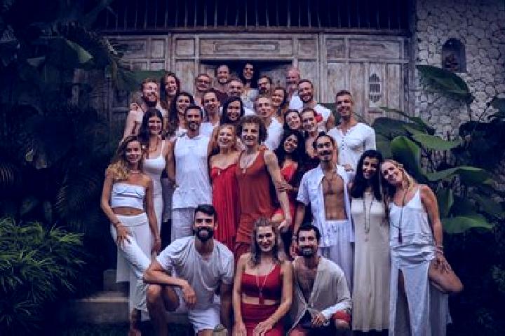 Penelope, 39, a auburn dark-eyed slavic companion based in Caningay. Offering Striptease, Travel Companion, Deep French Kissing. Available for incall and out...