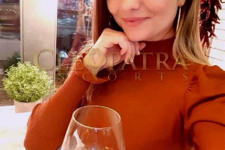 Piper, 23, a auburn hazel-eyed asian companion based in Ossana. Offering Girlfriend Experience, GFE, CIM, Duos, Overnight. Available for incall and outcall, ...