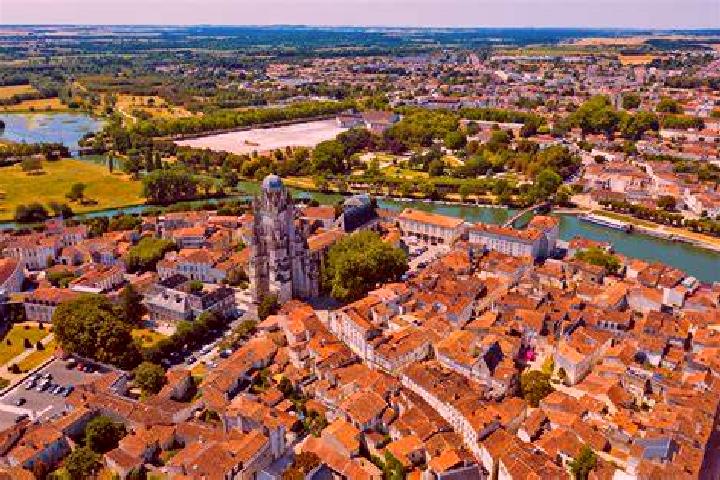Piper, 26 — Escort in Toutey, Ivory Coast