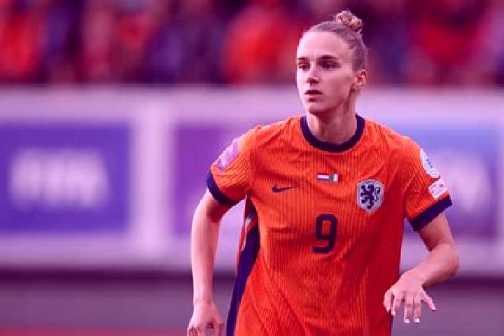 Riley, 39 — Escort in Rabenholz, Germany