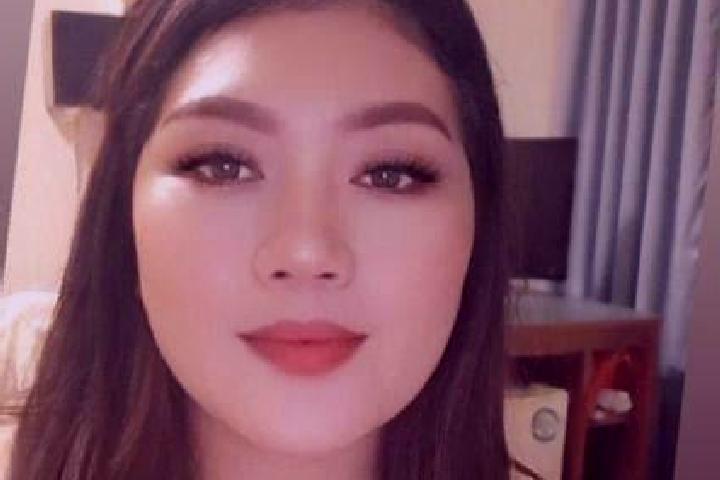 Rose, 21 — Escort in Klos, Albania