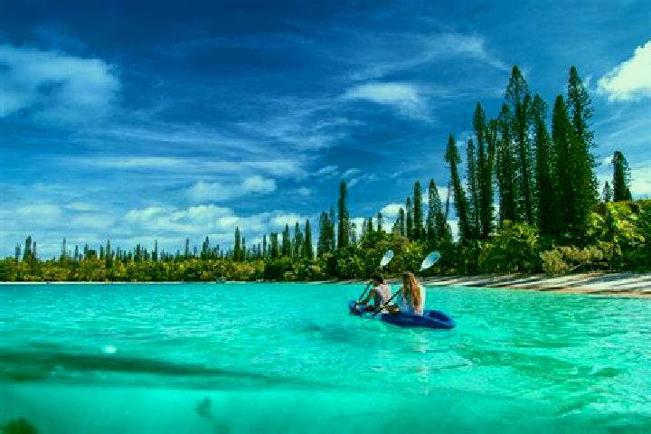Rose, 27 — Escort in Schwerzenbach / Widacher, Switzerland