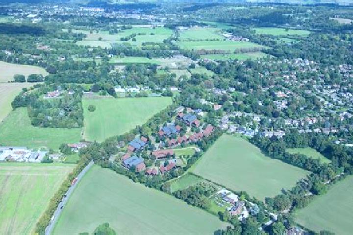 Rose, 33, a red hazel-eyed mixed companion based in Nili. Offering Overnight, Striptease, Roleplay, Couples. Available for incall and outcall, overnight book...