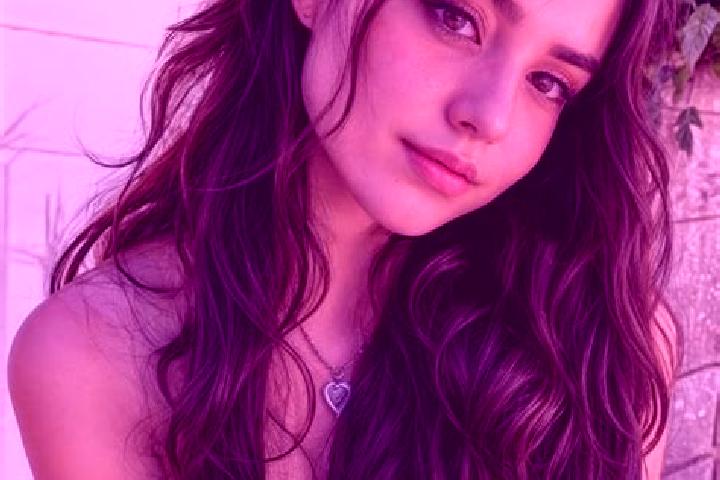 Ruby, 27, a dark blonde grey-eyed slavic companion based in Nzi-Nzi-Blekro. Offering Erotic Massage, Deep French Kissing, Travel Companion. Available for inc...