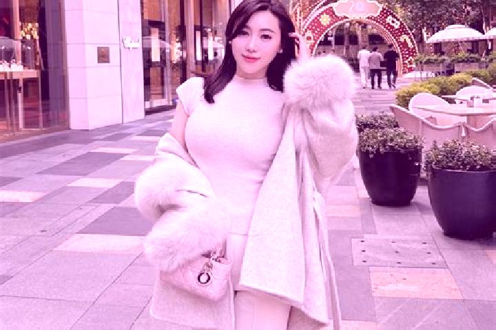 Ruby, 35 — Escort in Shenzhen, China