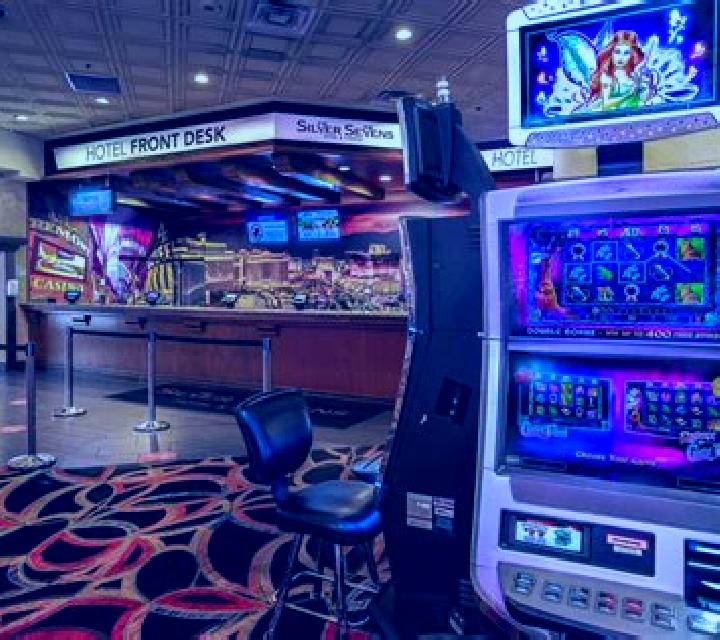 Sadie, 30, a platinum blonde green-eyed ebony companion based in Jolotca. Offering GFE, Fetish, Party Girl. Available for incall and outcall, day and evening...