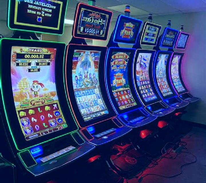 Sadie, 34, a dark blonde amber-eyed latina companion based in Verniolle. Offering Striptease, 69, GFE, Couples. Available for incall and outcall, overnight b...