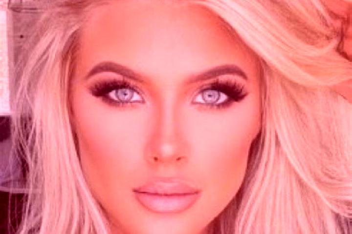 Sage, 21, a auburn blue-eyed ebony companion based in Ostrow. Offering Fetish, Roleplay, Erotic Massage, Tantra, BDSM. Available for incall and outcall, day ...