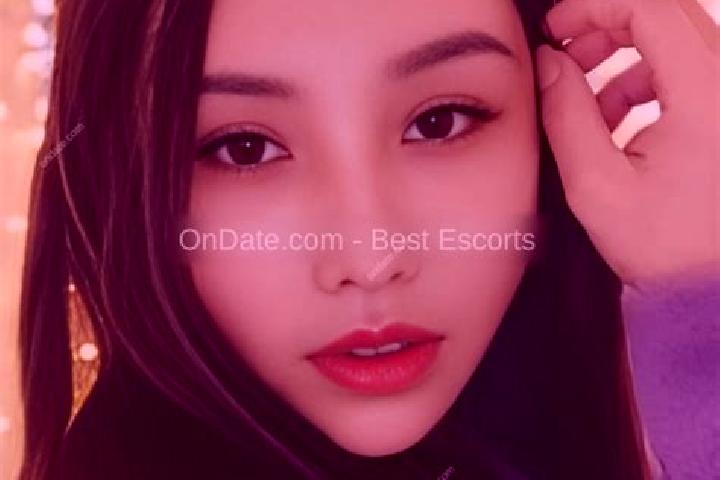 Scarlett, 27 — Escort in Koepruelue, Turkey