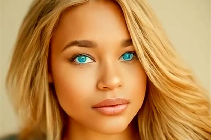 Sienna, 22, a platinum blonde grey-eyed mixed companion based in Lota. Offering Fetish, Duos, Girlfriend Experience, Massage. Available for incall and outcal...