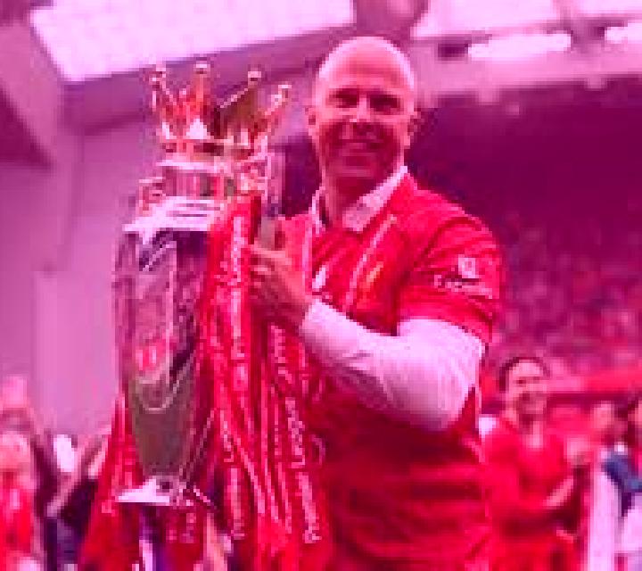 Sienna, 31, a brunette grey-eyed middle eastern companion based in El Hoxton. Offering Party Girl, Massage, Roleplay, CIM, 69. Available for incall and outca...