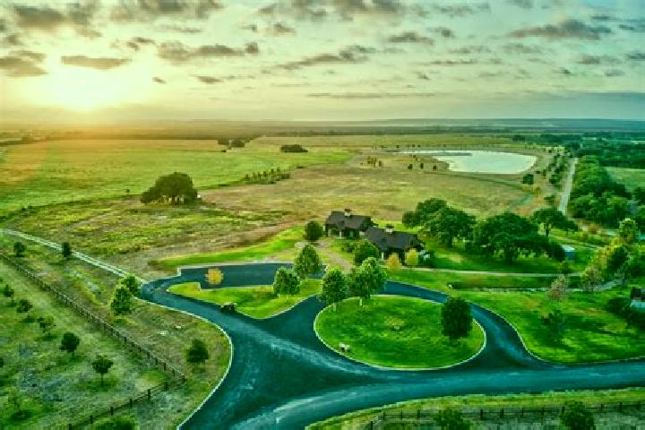 Sofia, 37 — Escort in Uruobo-Okija, Nigeria