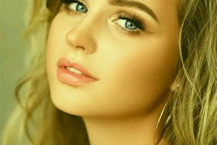 Sophia, 21, a brunette green-eyed middle eastern companion based in Fala. Offering Dinner Date, OWO. Available for incall and outcall, overnight bookings ava...