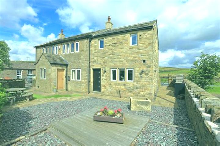 Stella, 22 — Escort in Barra do Dande, Angola