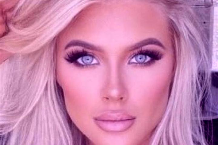 Stella, 26, a platinum blonde grey-eyed caucasian companion based in Bouroukrou. Offering BDSM, Couples, Massage, Domination, Overnight. Available for incall...
