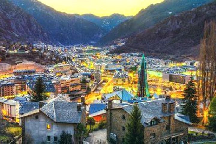 Victoria, 28 — Escort in Volakas, Greece
