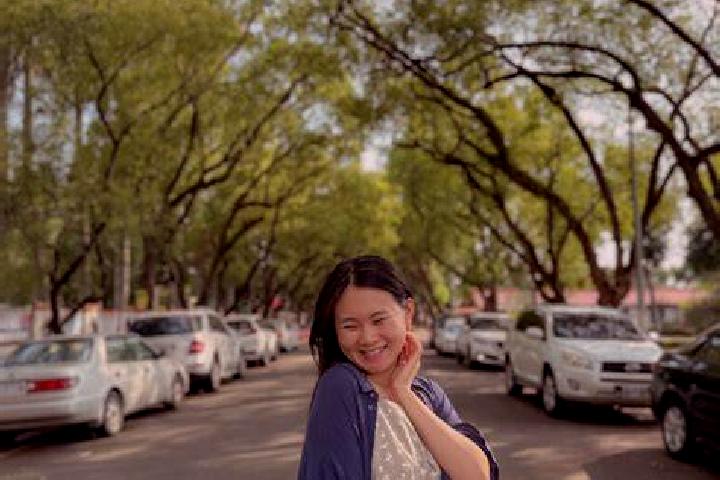 Victoria, 33, a brunette green-eyed indian companion based in Badaogu. Offering Tantra, Erotic Massage, Striptease. Available for incall and outcall, overnig...
