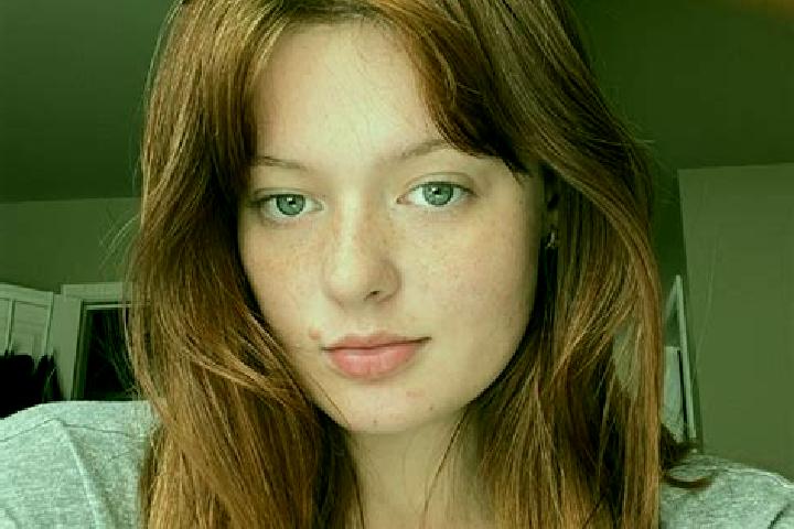 Victoria, 34, a chestnut green-eyed indian companion based in Dirazali. Offering Tantra, Erotic Massage, BDSM. Available for incall and outcall, overnight bo...