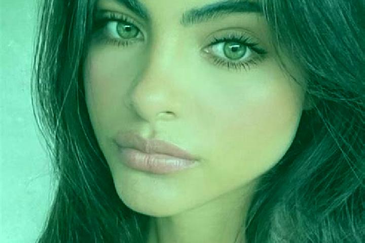 Violet, 26, a dark blonde hazel-eyed caucasian companion based in Do Cheshmeh. Offering GFE, Erotic Massage, Dinner Date. Available for incall and outcall, d...