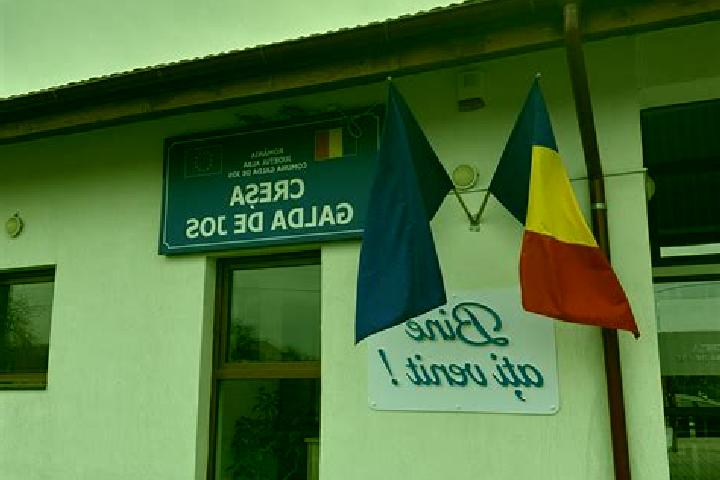 Violet, 29, a chestnut grey-eyed mediterranean companion based in Chambarak. Offering CIM, A-Level, Erotic Massage. Available for incall and outcall, overnig...