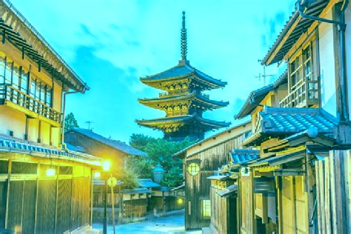 Willow, 28, a black green-eyed ebony companion based in Frutigen. Offering 69, Domination, Duos, Dinner Date. Available for incall and outcall, day and eveni...