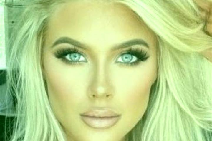 Zoey, 25, a blonde blue-eyed caribbean companion based in Soyapango. Offering CIM, 69, Duos. Available for incall and outcall, day and evening dates.
